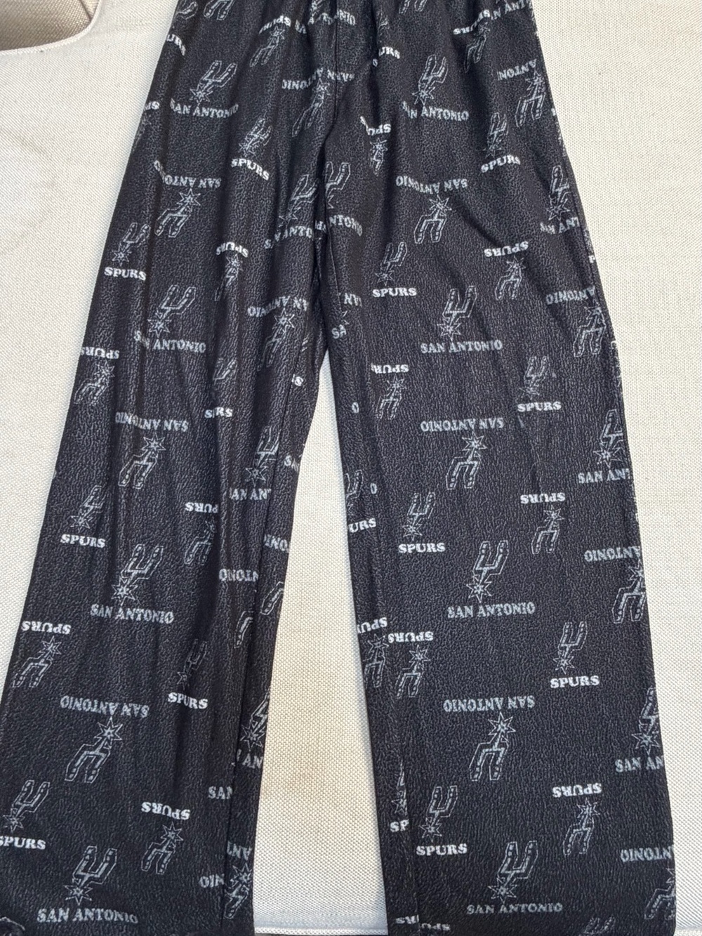 NBA San Antonio Spurs Black Pajama Bottoms with White Logo Print